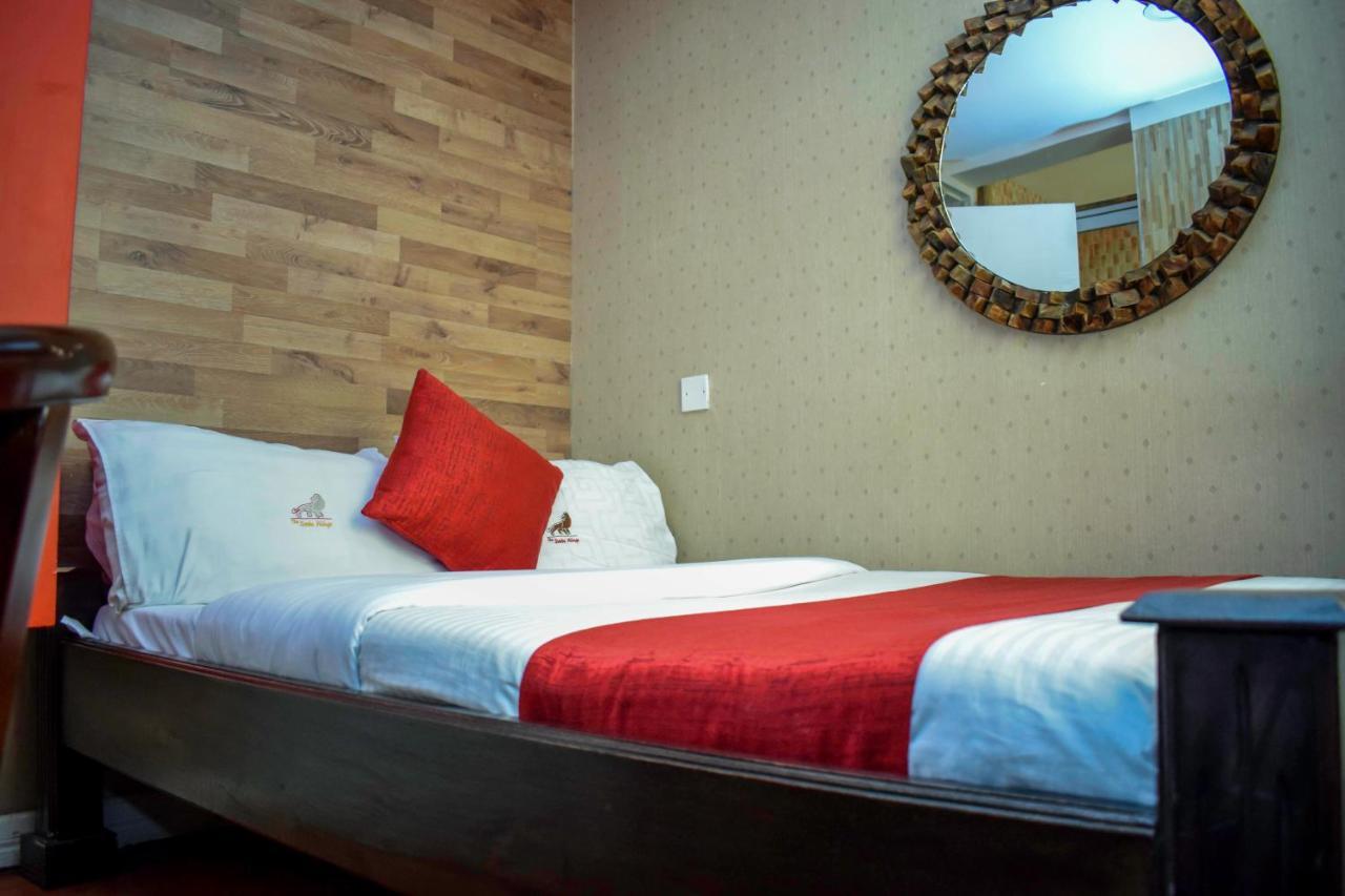 Simba Village Relax Inn Елдорет Екстериор снимка